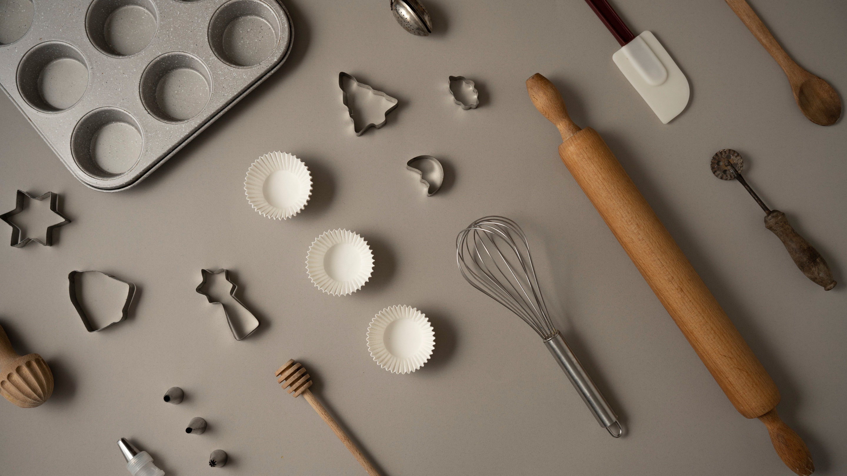 Bakery Toools Bakery Essentials: Master Your Craft with These 10 Must-Have Tools ...