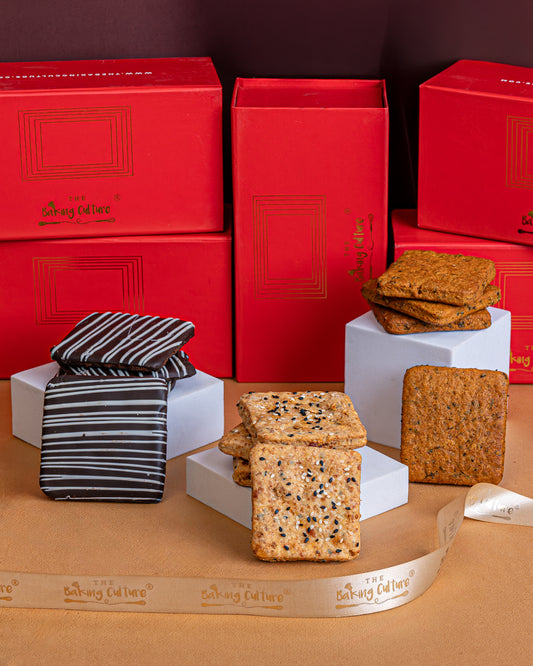 Assorted Cookie Box (Mandola, Chilli Cheese, Curry Rasam – 12 pcs)